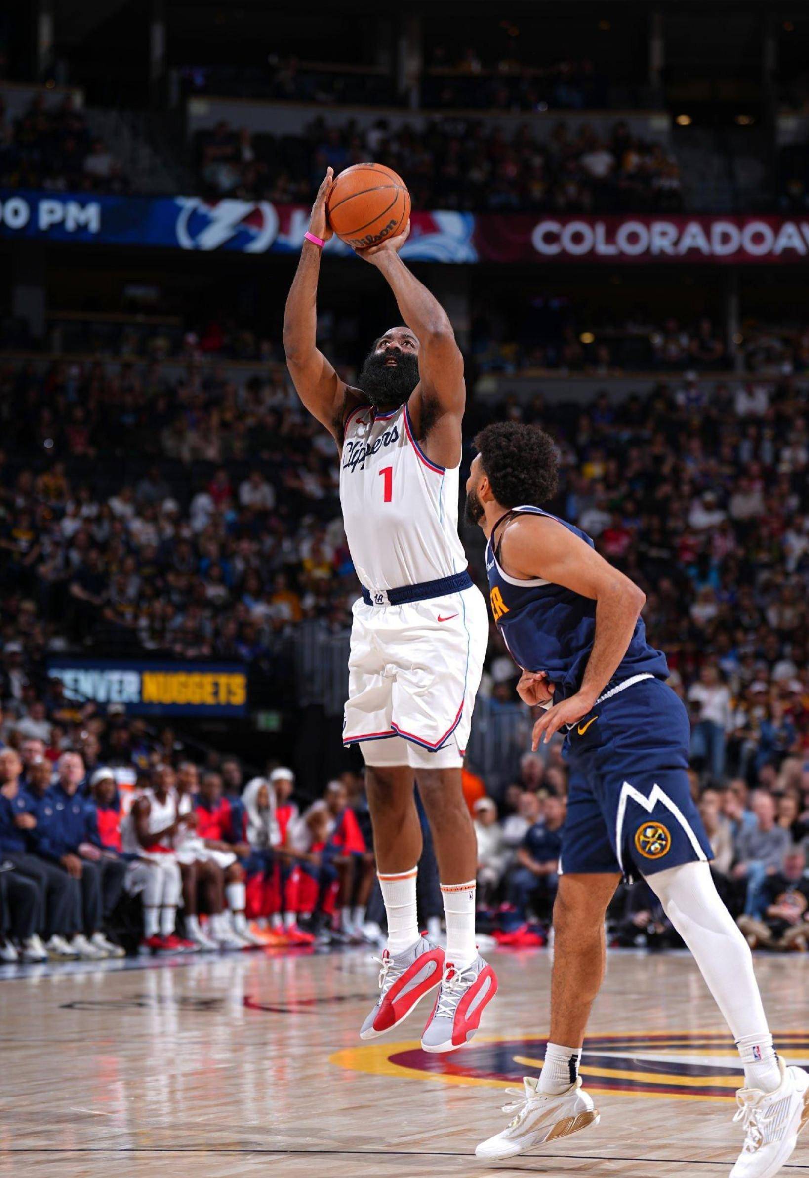 包含浙江稠州迎NBA常规赛关键赛,冲刺阶段状态回暖,底气十足,医务组通报恢复的词条 包含浙江稠州迎NBA常规赛关键赛,冲刺阶段状态回暖,底气十足,医务组通报恢复的词条